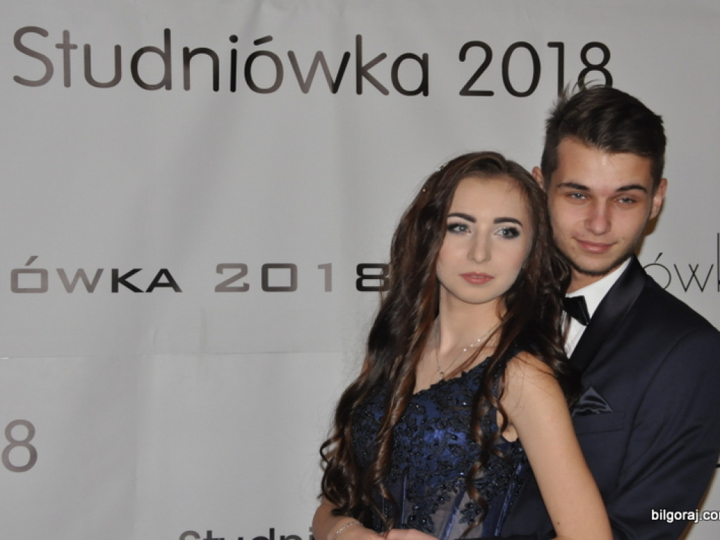 Studniówka uczniów Katolickiego Liceum Ogólnokształcącego (FOTO)