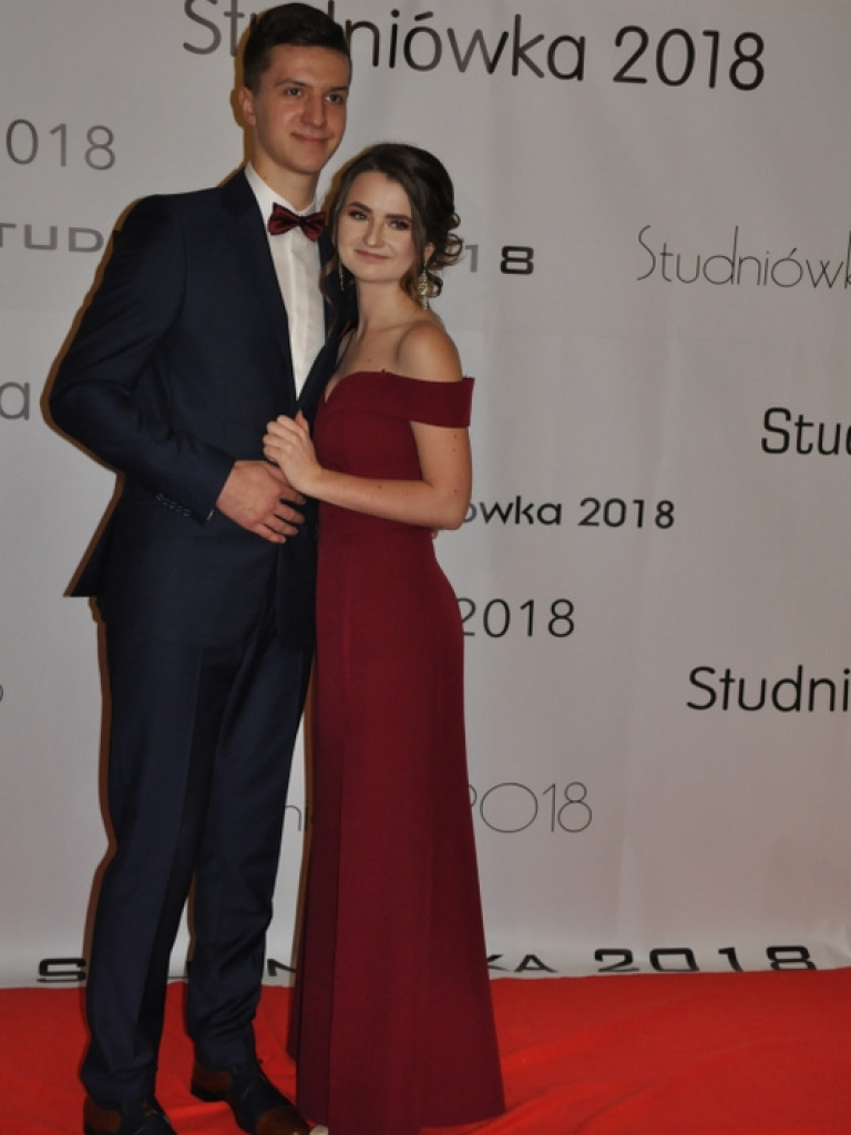 Studniówka uczniów Katolickiego Liceum Ogólnokształcącego (FOTO)