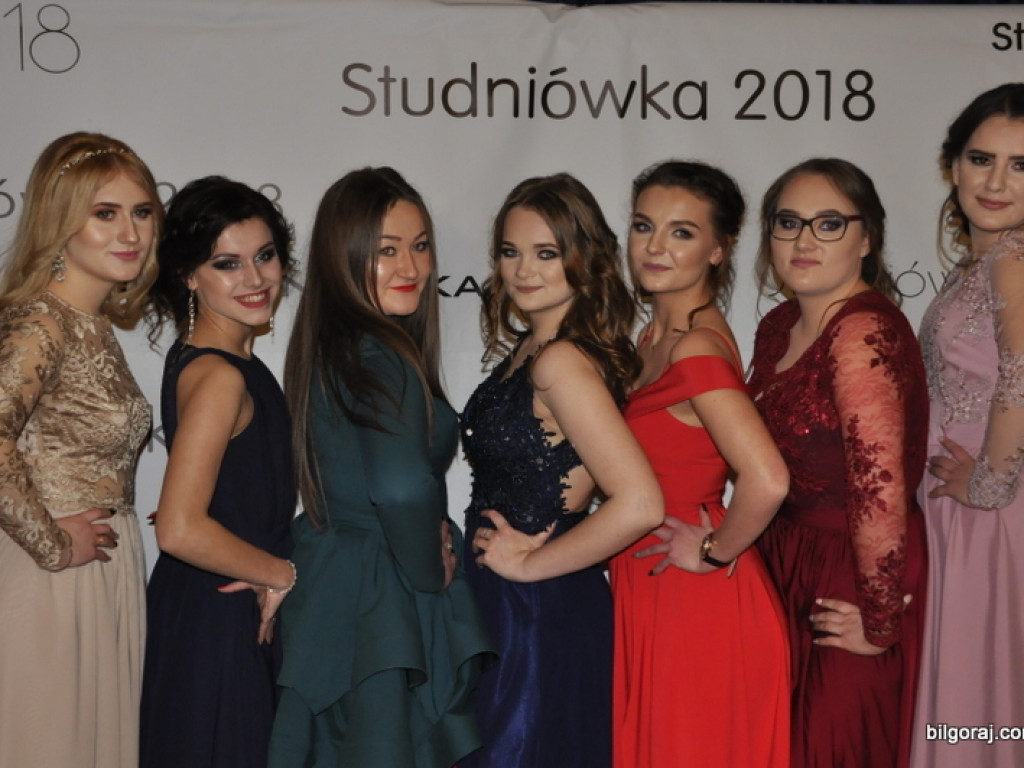 Studniówka uczniów Katolickiego Liceum Ogólnokształcącego (FOTO)