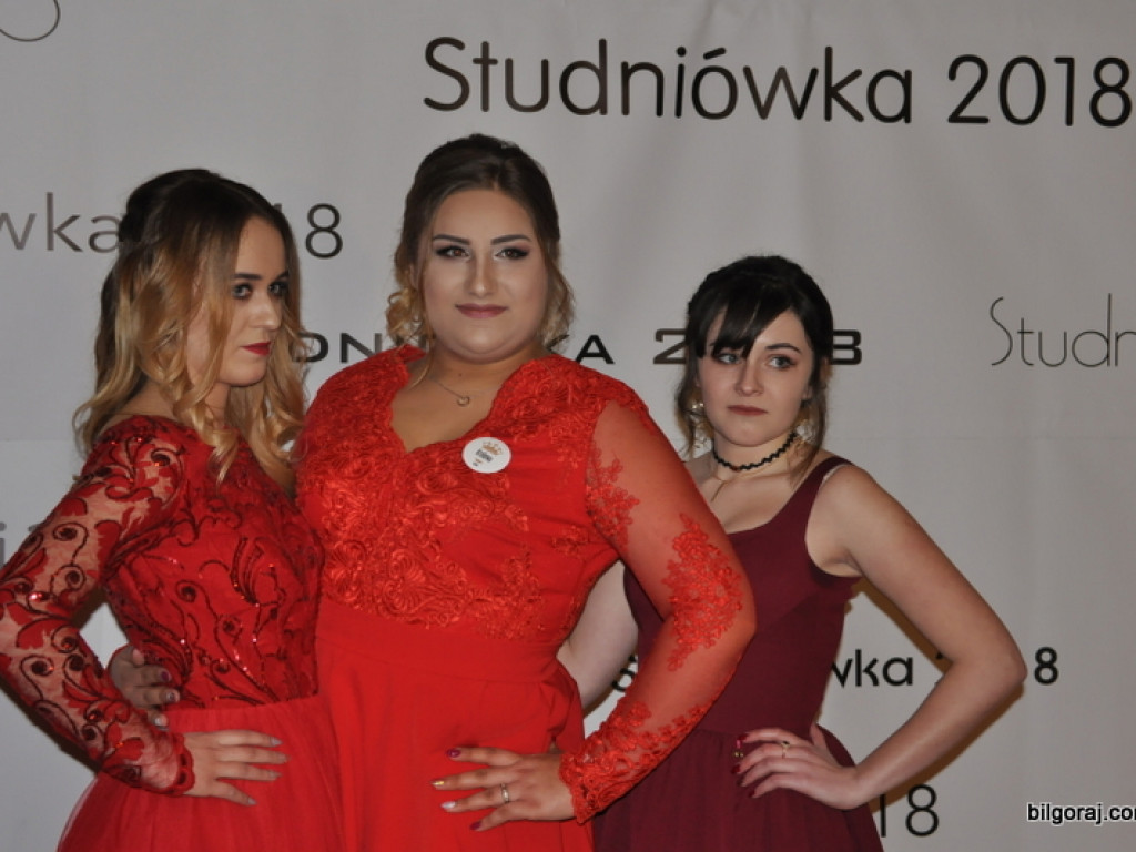 Studniówka uczniów Katolickiego Liceum Ogólnokształcącego (FOTO)