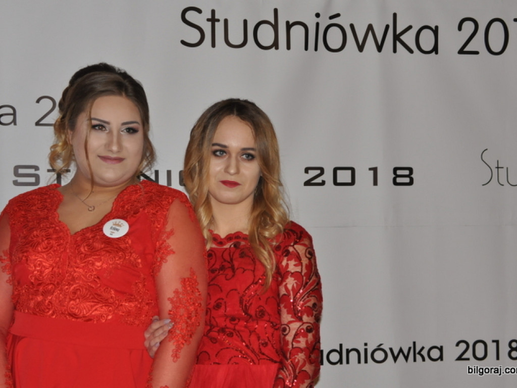Studniówka uczniów Katolickiego Liceum Ogólnokształcącego (FOTO)