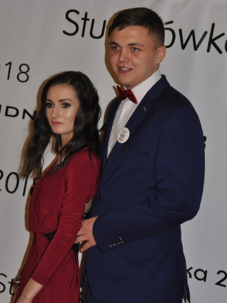 Studniówka uczniów Katolickiego Liceum Ogólnokształcącego (FOTO)