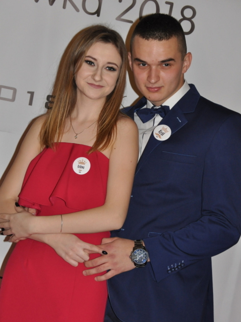 Studniówka uczniów Katolickiego Liceum Ogólnokształcącego (FOTO)
