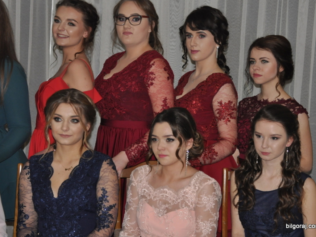 Studniówka uczniów Katolickiego Liceum Ogólnokształcącego (FOTO)