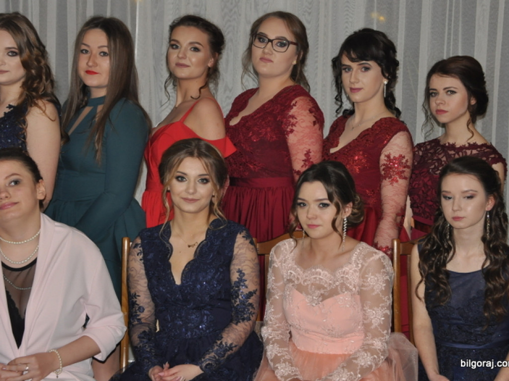 Studniówka uczniów Katolickiego Liceum Ogólnokształcącego (FOTO)