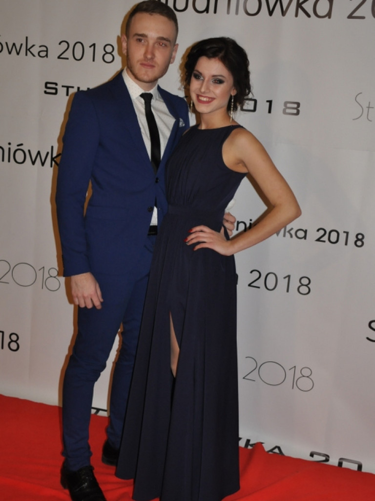 Studniówka uczniów Katolickiego Liceum Ogólnokształcącego (FOTO)