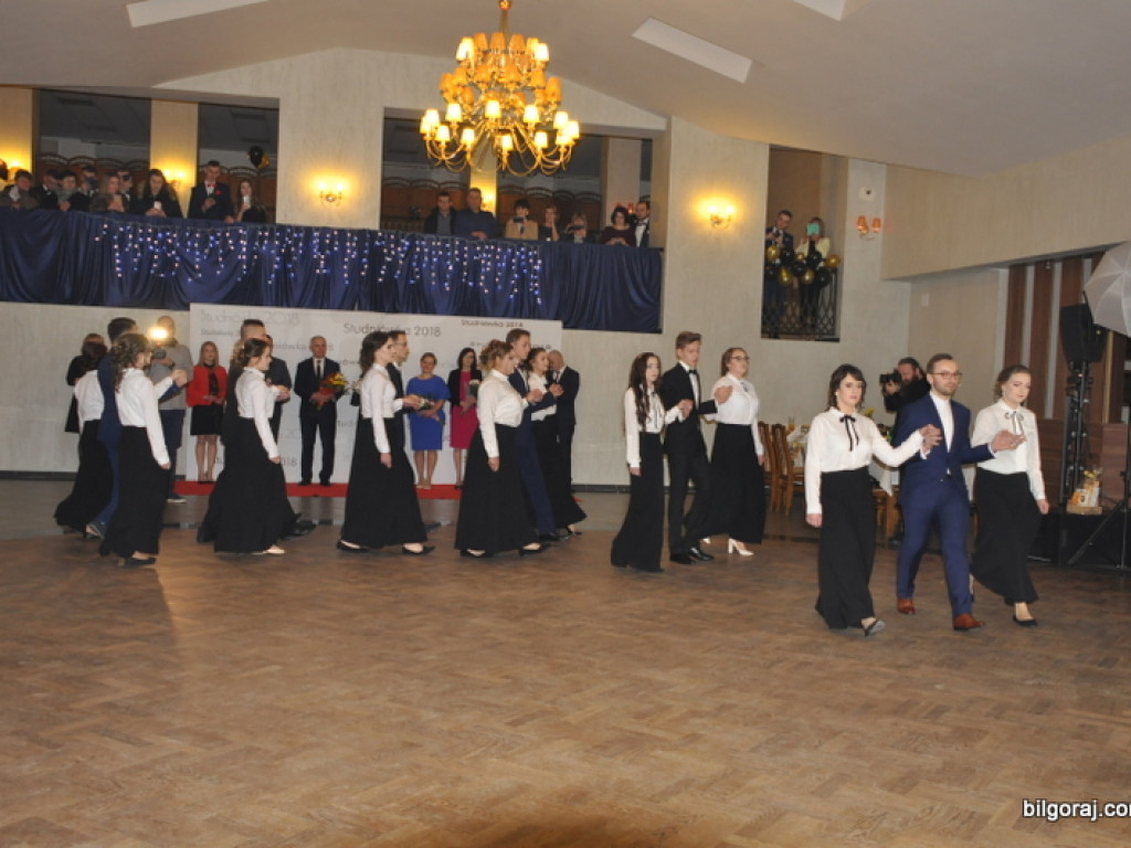 Studniówka uczniów Katolickiego Liceum Ogólnokształcącego (FOTO)