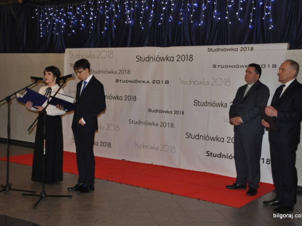 Studniówka uczniów Katolickiego Liceum Ogólnokształcącego (FOTO)