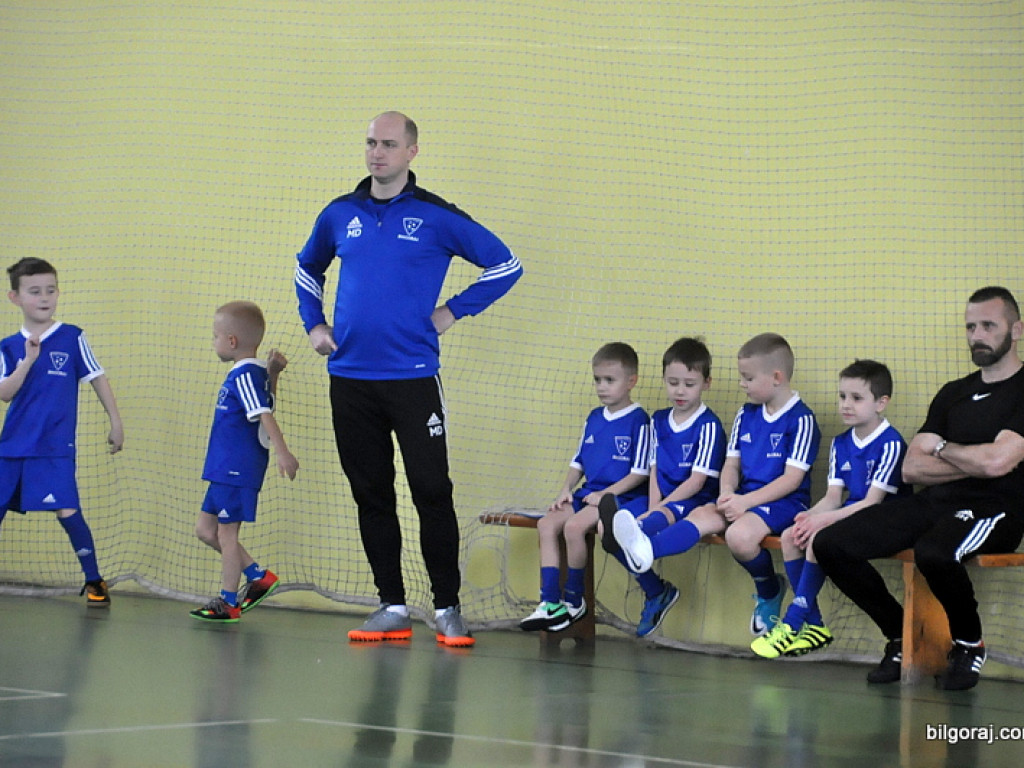 Sportowe zmagania małych piłkarzy (FOTO)