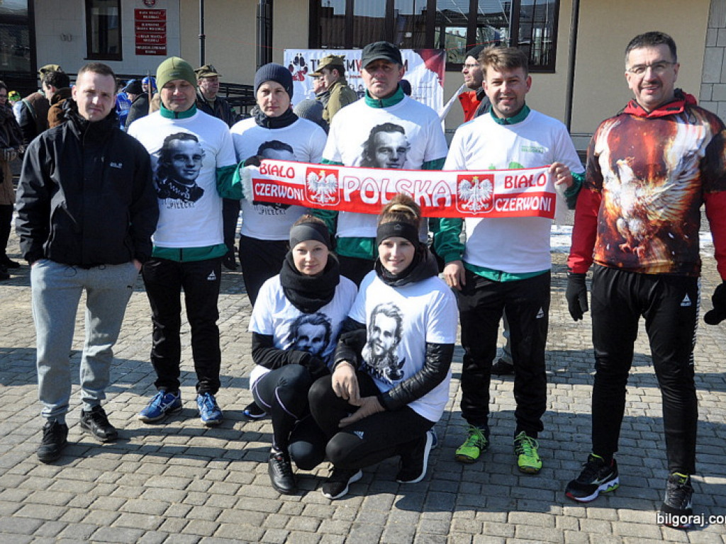 Tropem Niezłomnych Wilków (FOTO)