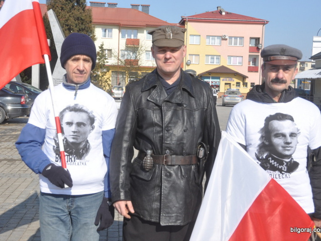 Tropem Niezłomnych Wilków (FOTO)