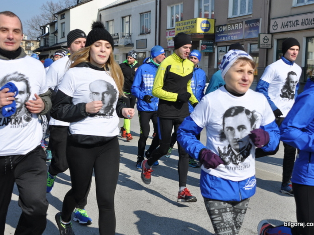 Tropem Niezłomnych Wilków (FOTO)