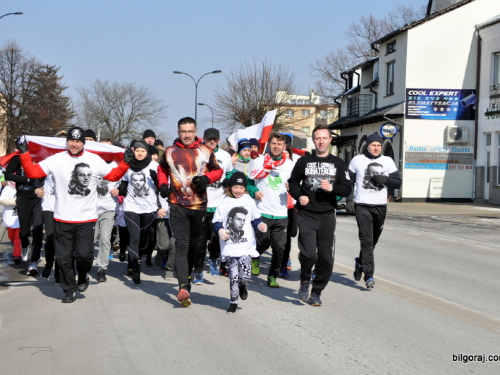 Tropem Niezłomnych Wilków (FOTO)