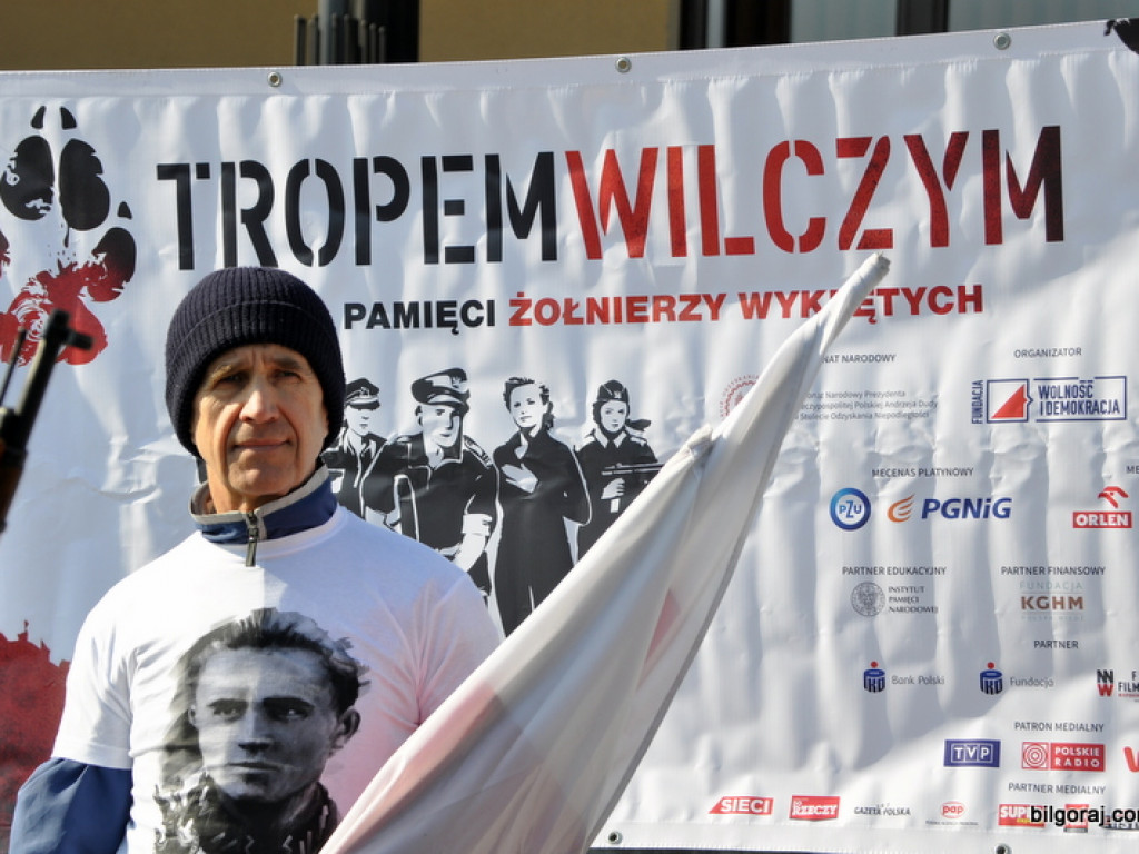 Tropem Niezłomnych Wilków (FOTO)