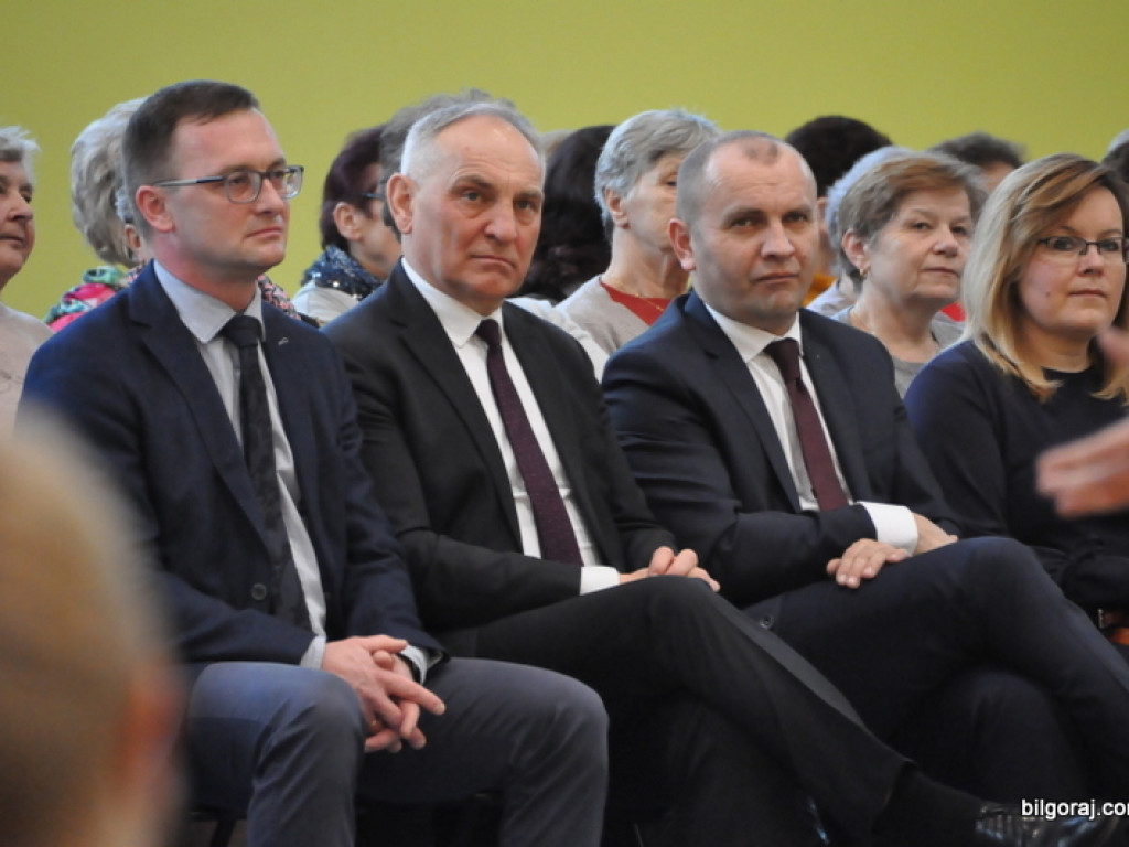 Powiatowy dzień kobiet w Biłgoraju (FOTO)