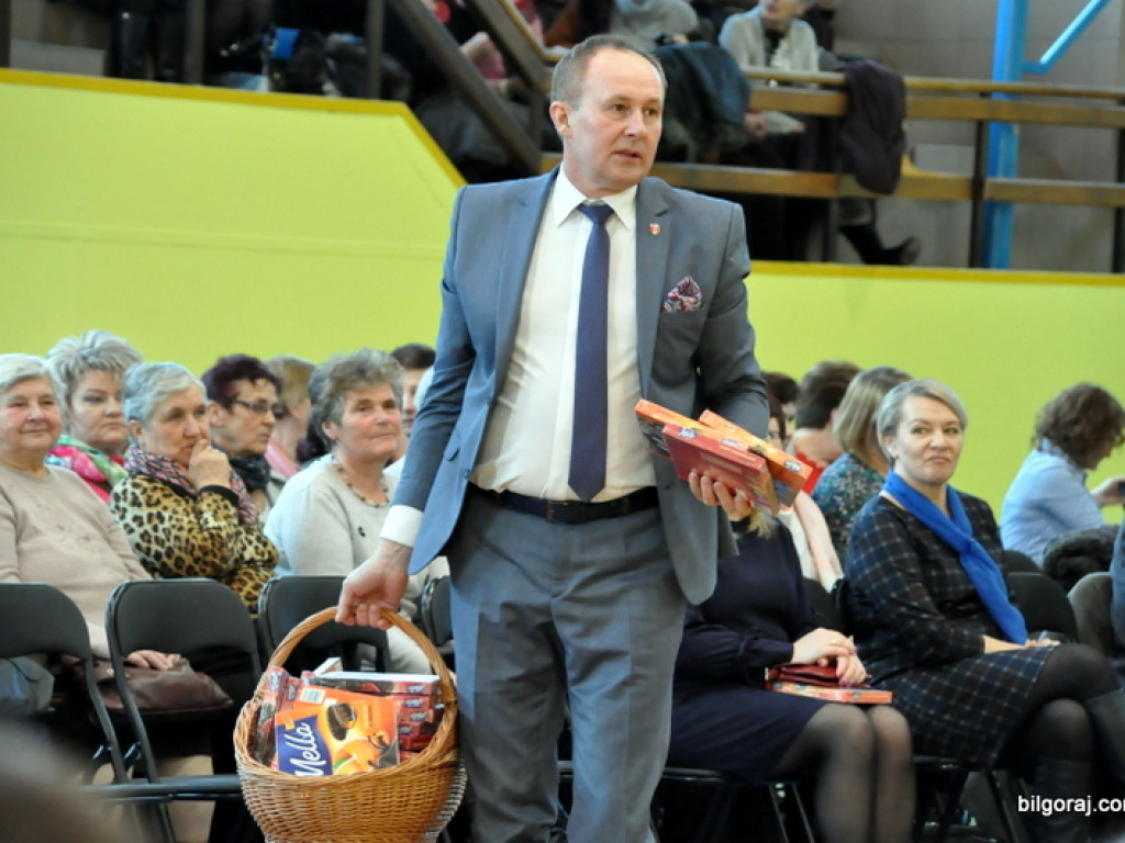 Powiatowy dzień kobiet w Biłgoraju (FOTO)