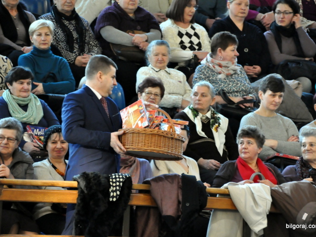 Powiatowy dzień kobiet w Biłgoraju (FOTO)