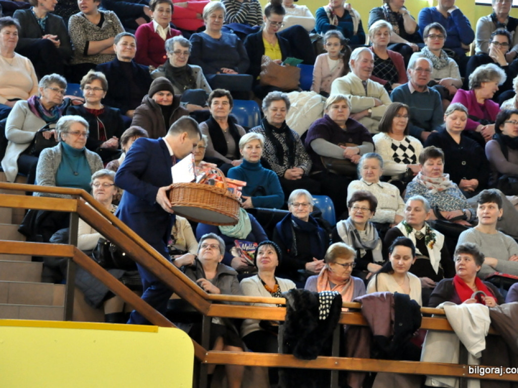 Powiatowy dzień kobiet w Biłgoraju (FOTO)