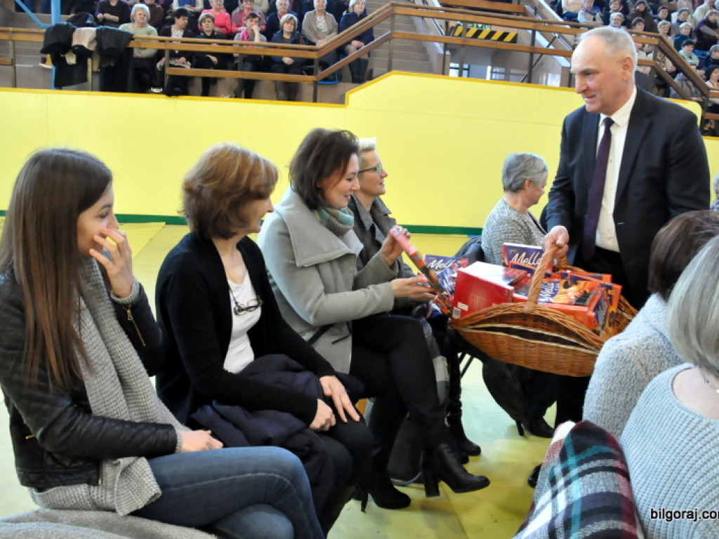 Powiatowy dzień kobiet w Biłgoraju (FOTO)