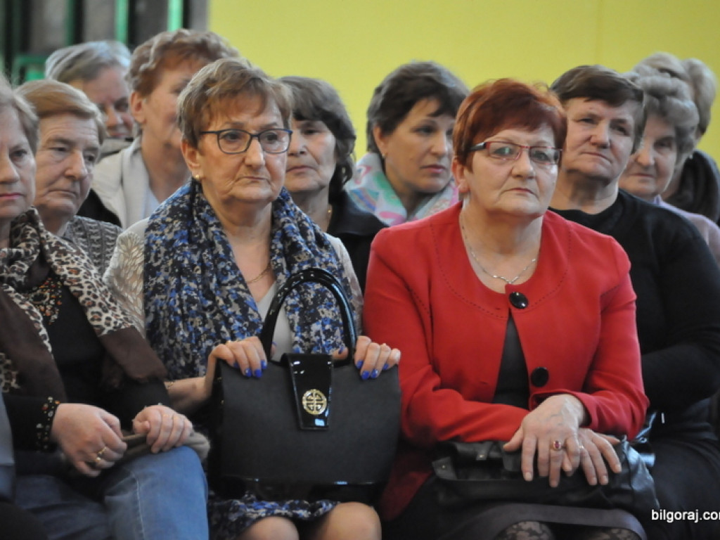 Powiatowy dzień kobiet w Biłgoraju (FOTO)