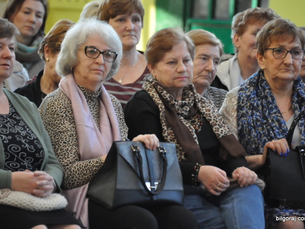 Powiatowy dzień kobiet w Biłgoraju (FOTO)