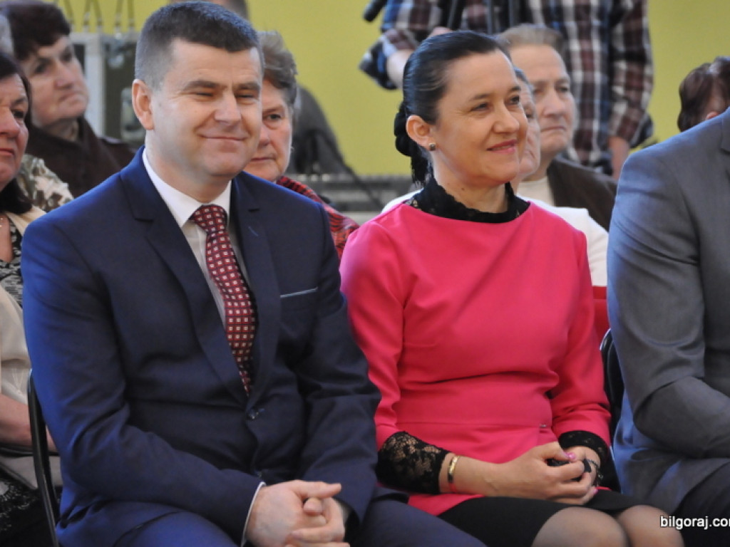 Powiatowy dzień kobiet w Biłgoraju (FOTO)