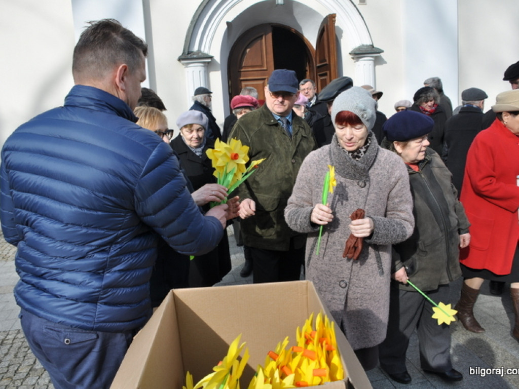 Żonkil za wsparcie hospicjum (FOTO)
