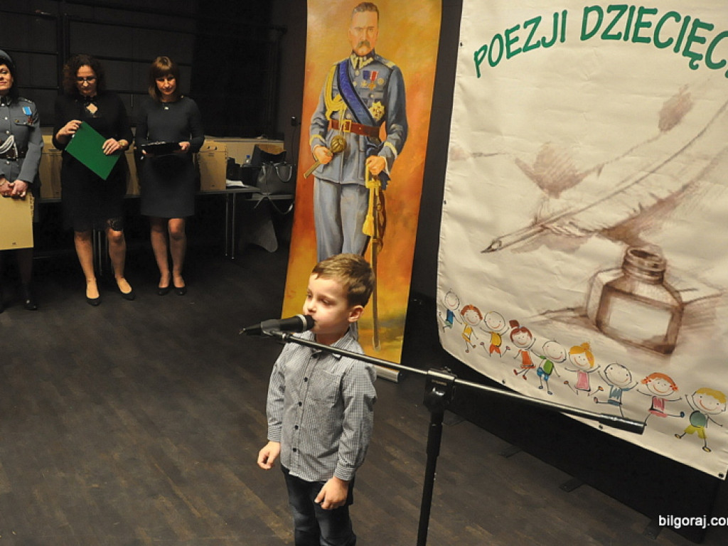 Przedszkolaki na 100-lecie niepodległości (FOTO)