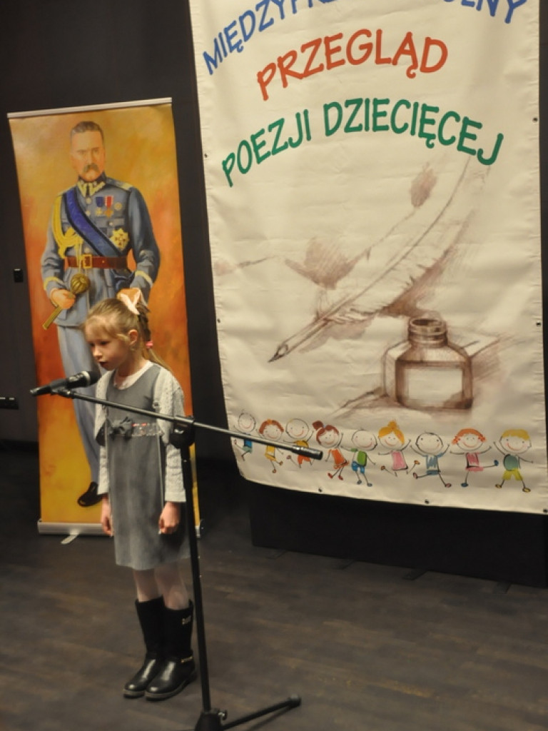 Przedszkolaki na 100-lecie niepodległości (FOTO)