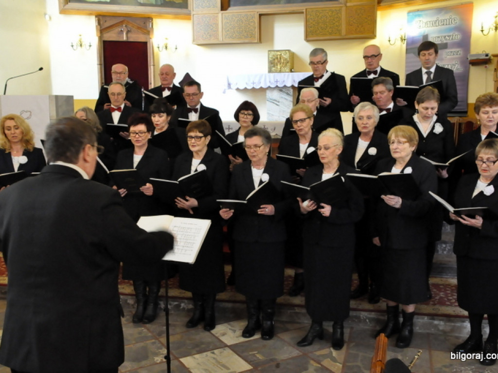 Koncert Pieśni Pasyjnej i Pokutnej (FOTO)
