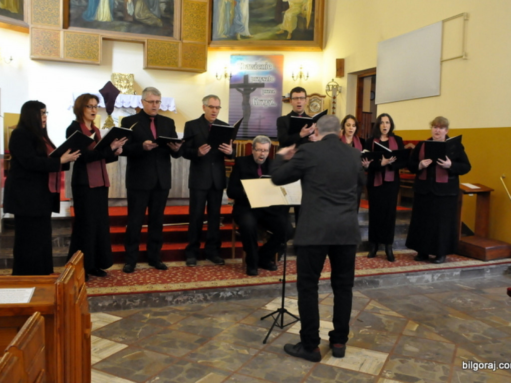 Koncert Pieśni Pasyjnej i Pokutnej (FOTO)