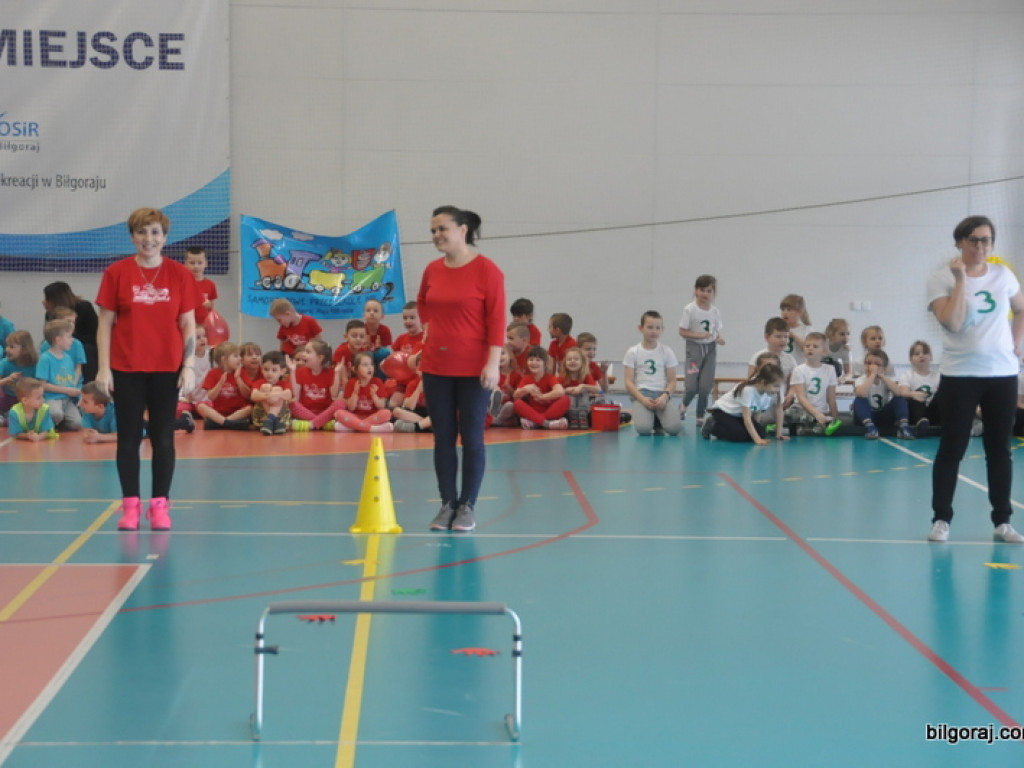 Przedszkolaki powitały wiosnę... na sportowo (FOTO)