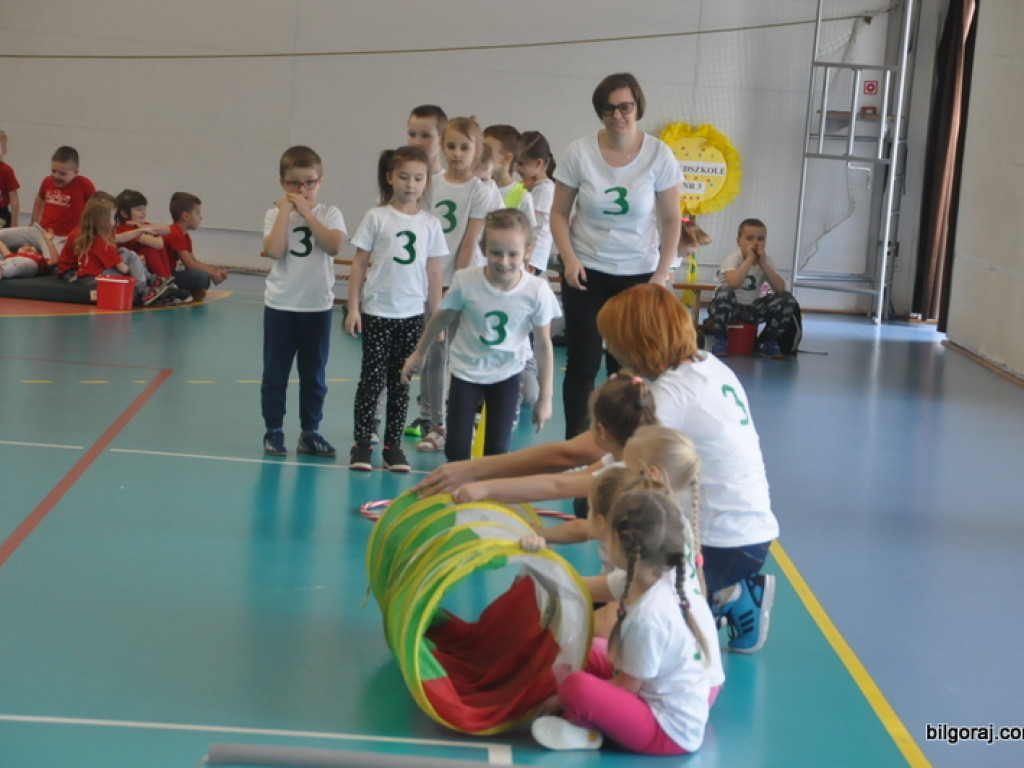 Przedszkolaki powitały wiosnę... na sportowo (FOTO)