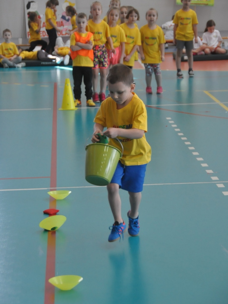 Przedszkolaki powitały wiosnę... na sportowo (FOTO)