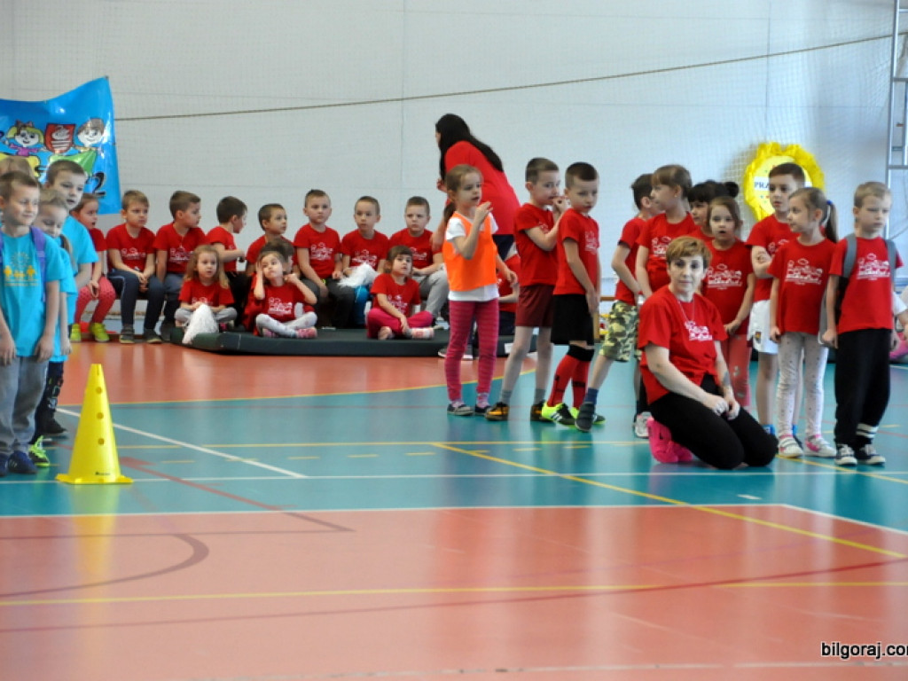 Przedszkolaki powitały wiosnę... na sportowo (FOTO)