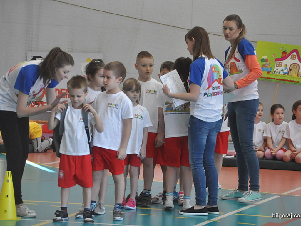 Przedszkolaki powitały wiosnę... na sportowo (FOTO)