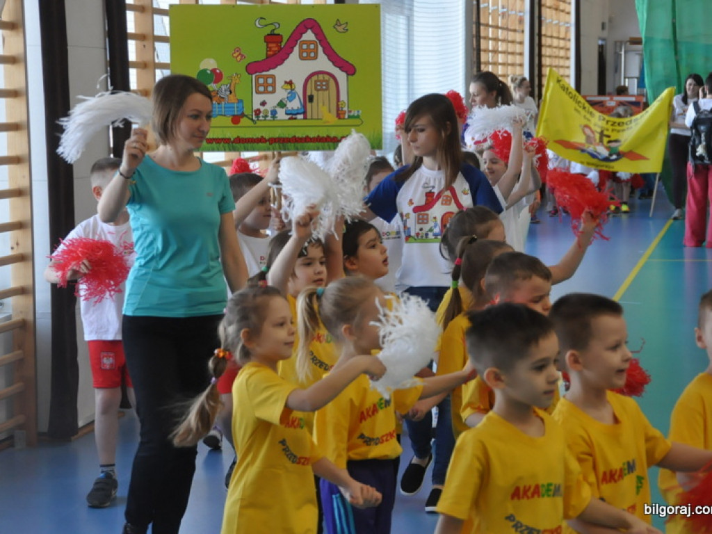 Przedszkolaki powitały wiosnę... na sportowo (FOTO)
