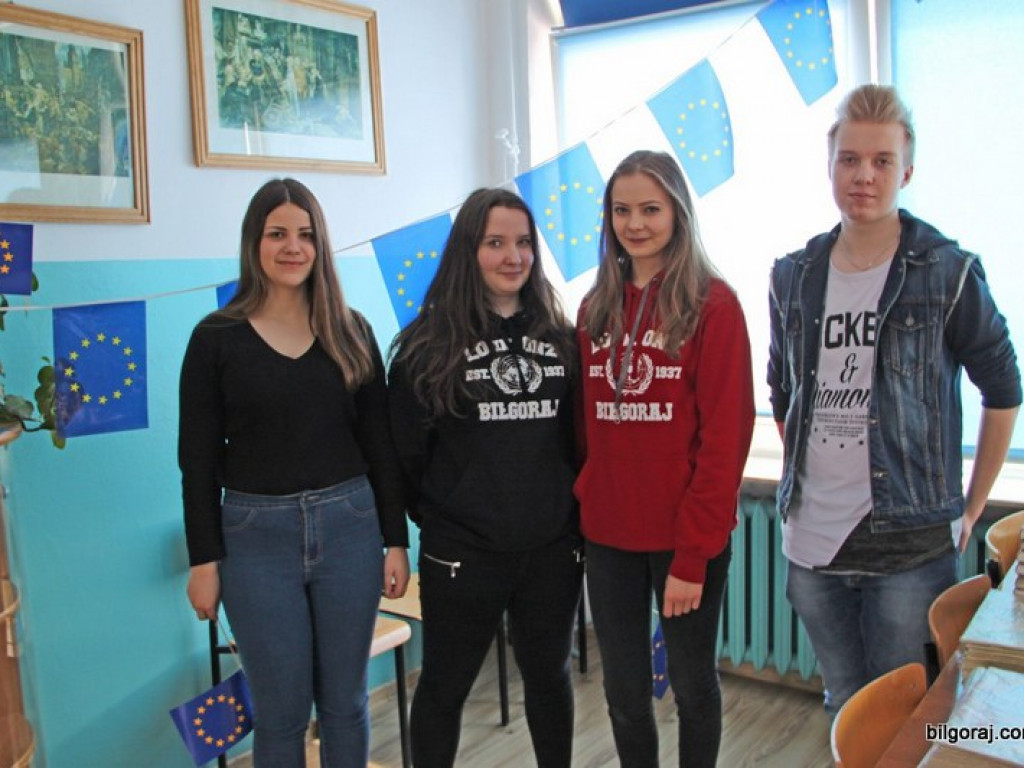 Kolejny dzień otwarty w I LO im. ONZ (FOTO)