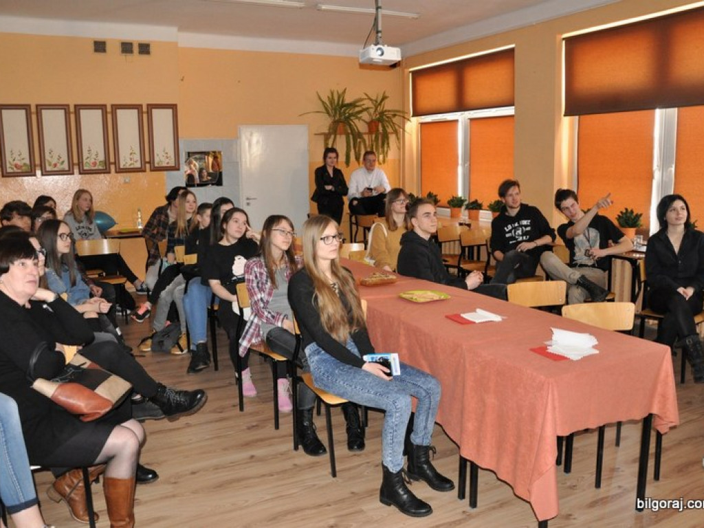 Kolejny dzień otwarty w I LO im. ONZ (FOTO)