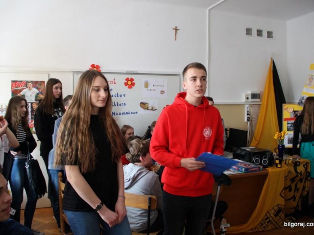 Kolejny dzień otwarty w I LO im. ONZ (FOTO)