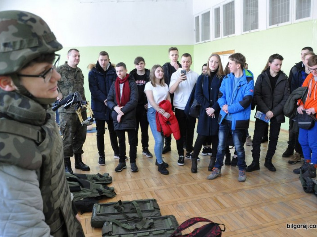 Kolejny dzień otwarty w I LO im. ONZ (FOTO)