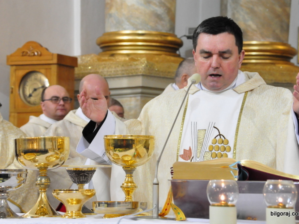 Nie ma Go tu, a jednak Obecny! Wielka Sobota (FOTO)