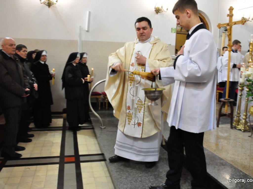 Nie ma Go tu, a jednak Obecny! Wielka Sobota (FOTO)