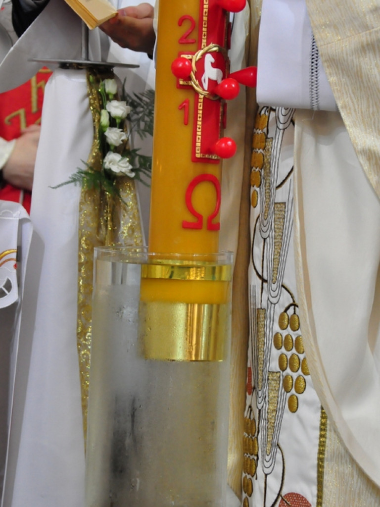 Nie ma Go tu, a jednak Obecny! Wielka Sobota (FOTO)