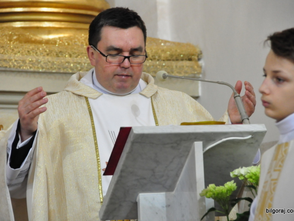 Nie ma Go tu, a jednak Obecny! Wielka Sobota (FOTO)