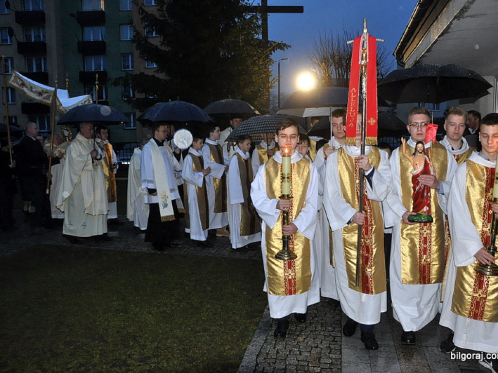 Chrystus Zmartwychwstał prawdziwie! (FOTO)