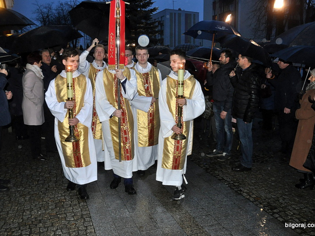 Chrystus Zmartwychwstał prawdziwie! (FOTO)