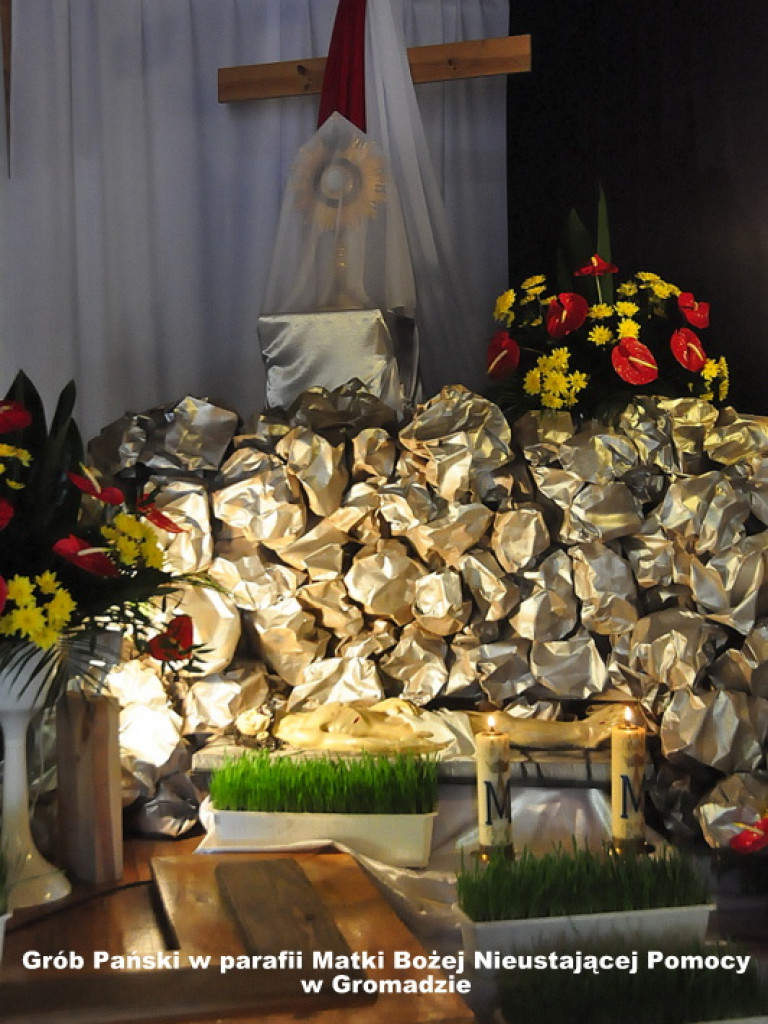 Ciemnice i Groby Pańskie w naszych świątyniach (FOTO)