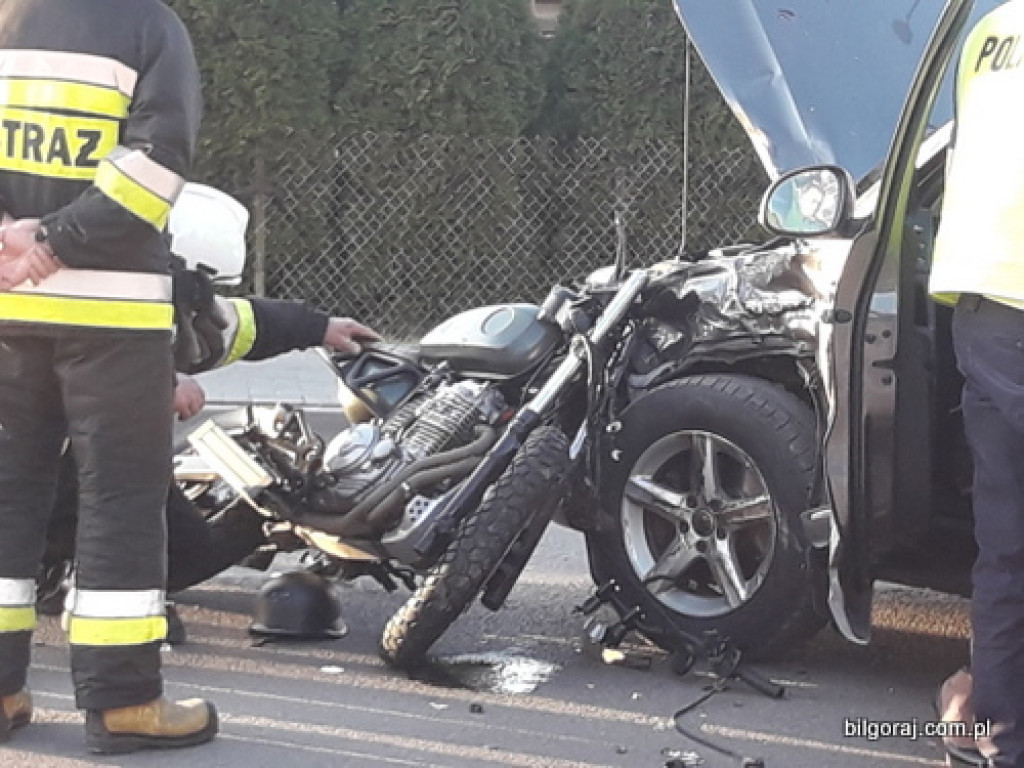 Wypadek na Zamojskiej. Osobówka wymusiła pierwszeństwo na motocykliście