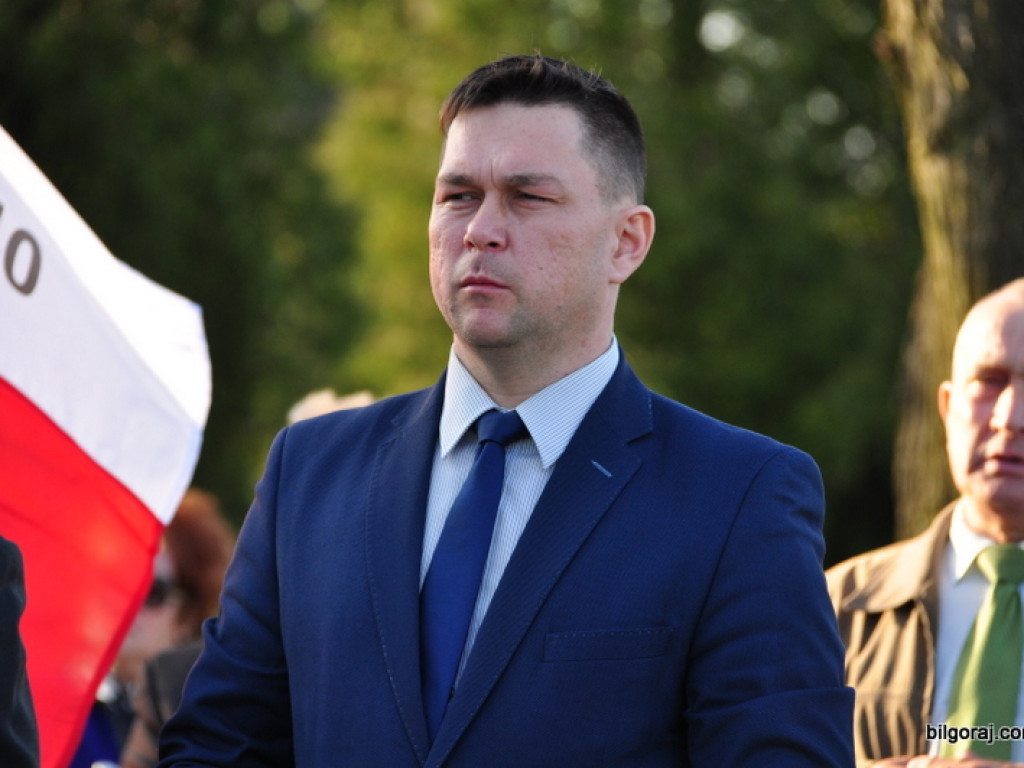 Biłgoraj pamięta o ofiarach zbrodni katyńskiej i ofiarach katastrofy Smoleńskiej (FOTO)